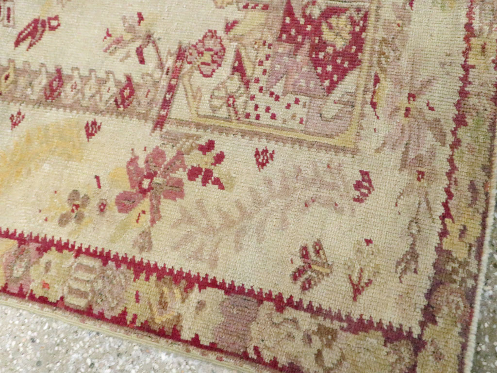 Antique Turkish Ghiordes Rug, No.8740 - Gsblank