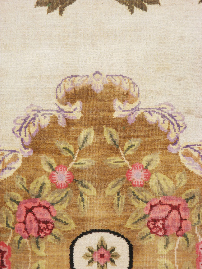 Vintage European Continental Carpet, No.8774 - Gsblank
