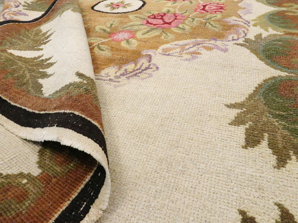 Vintage European Continental Carpet, No.8774 - Gsblank