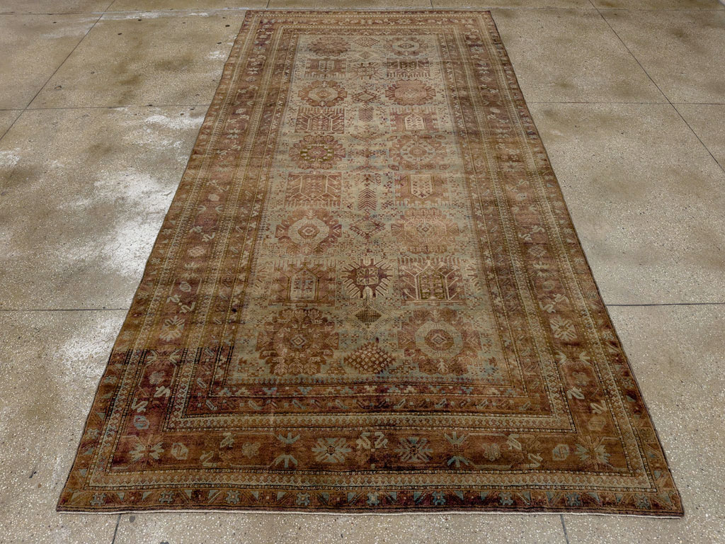 Antique Indian Agra Gallery Carpet, No.8782 - Gsblank