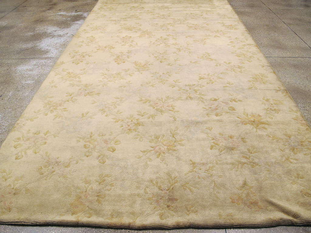Vintage European Savonnerie Carpet, No.8783 - Gsblank