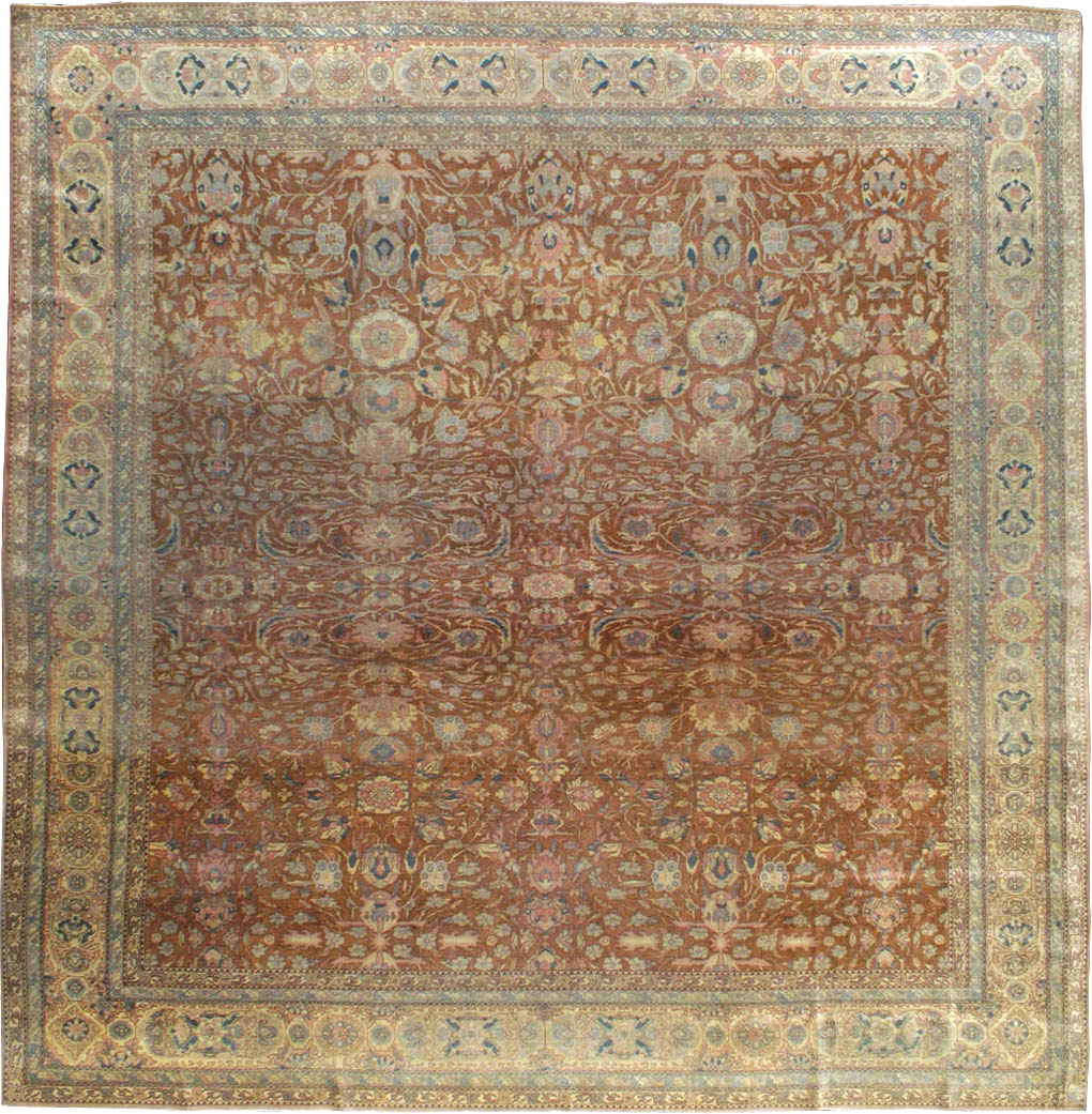 Antique Turkish Herekeh Square Carpet, No.8786 - Gsblank