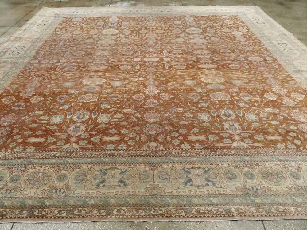 Antique Turkish Herekeh Square Carpet, No.8786 - Gsblank