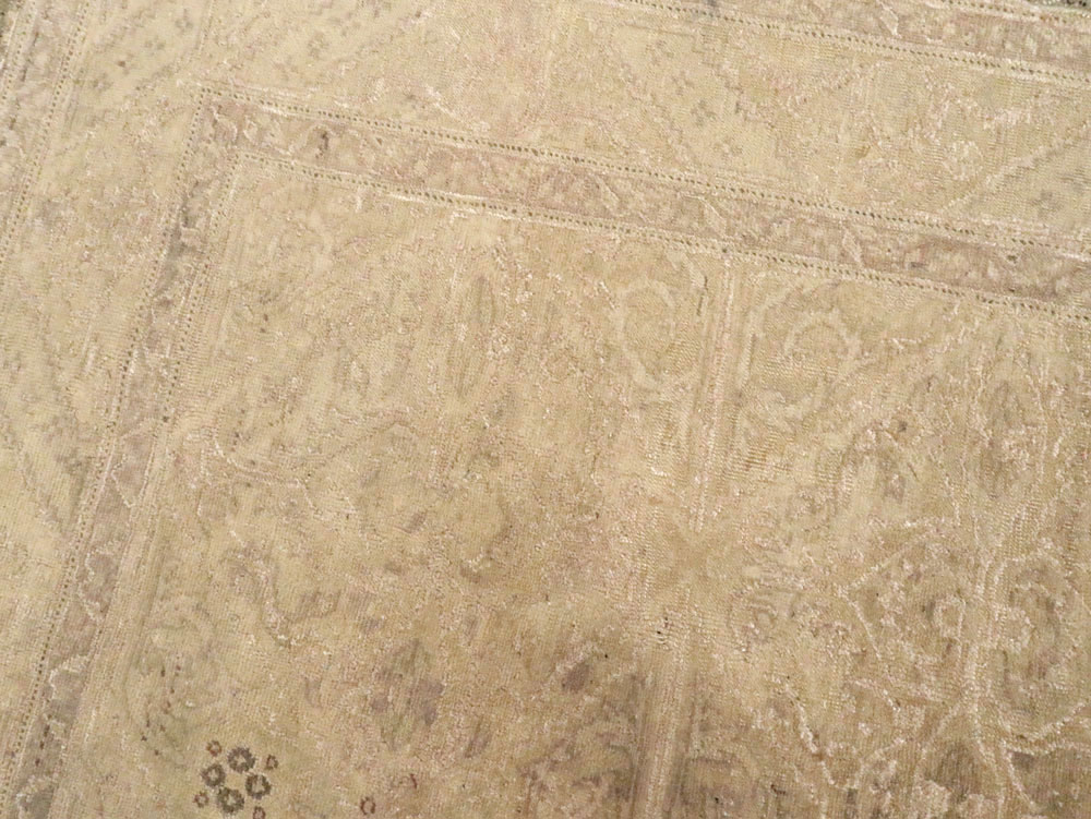 Vintage Turkish Sivas Carpet, No.8825 - Gsblank