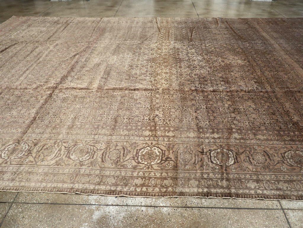 Antique Persian Tabriz Carpet, No.8864 - Gsblank