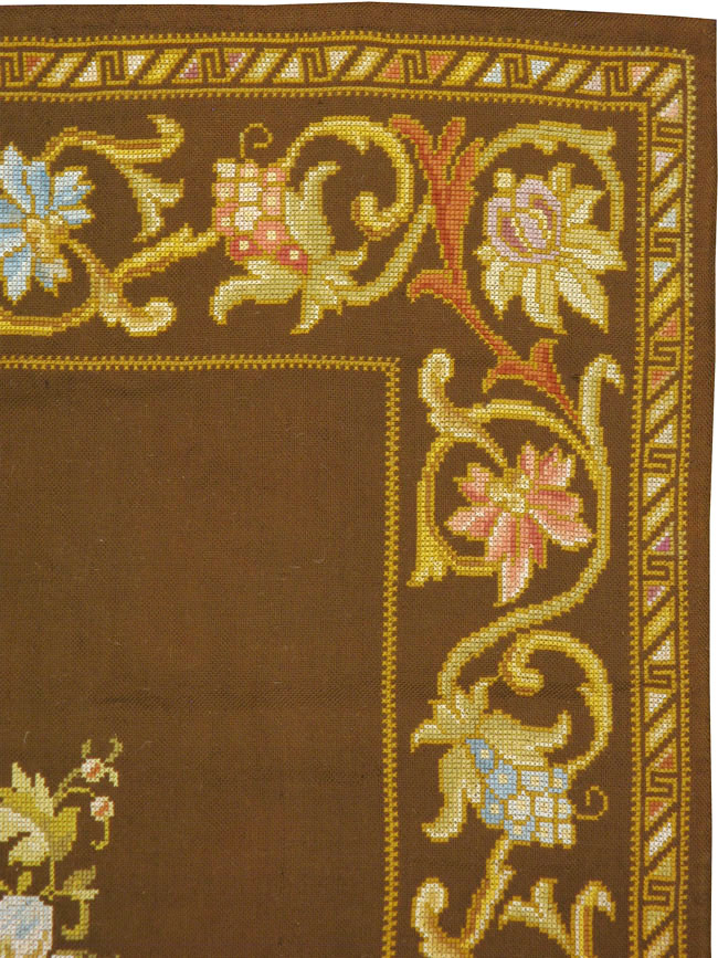 Vintage Ukrainian Needlepoint Accent Rug, No.8879 - Gsblank