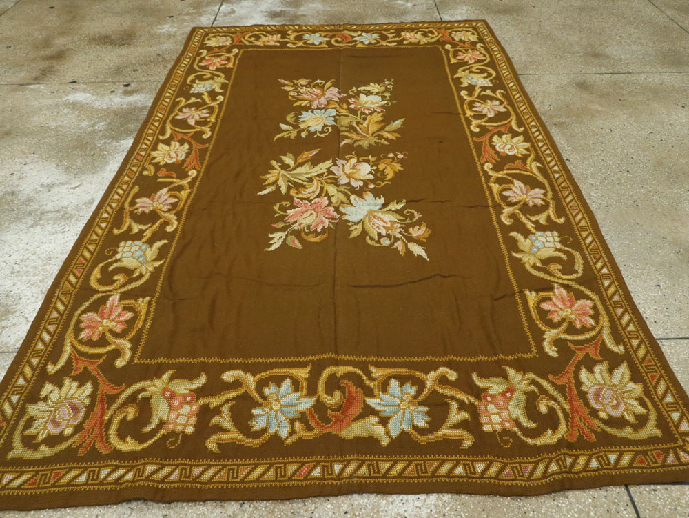 Vintage Ukrainian Needlepoint Accent Rug, No.8879 - Gsblank