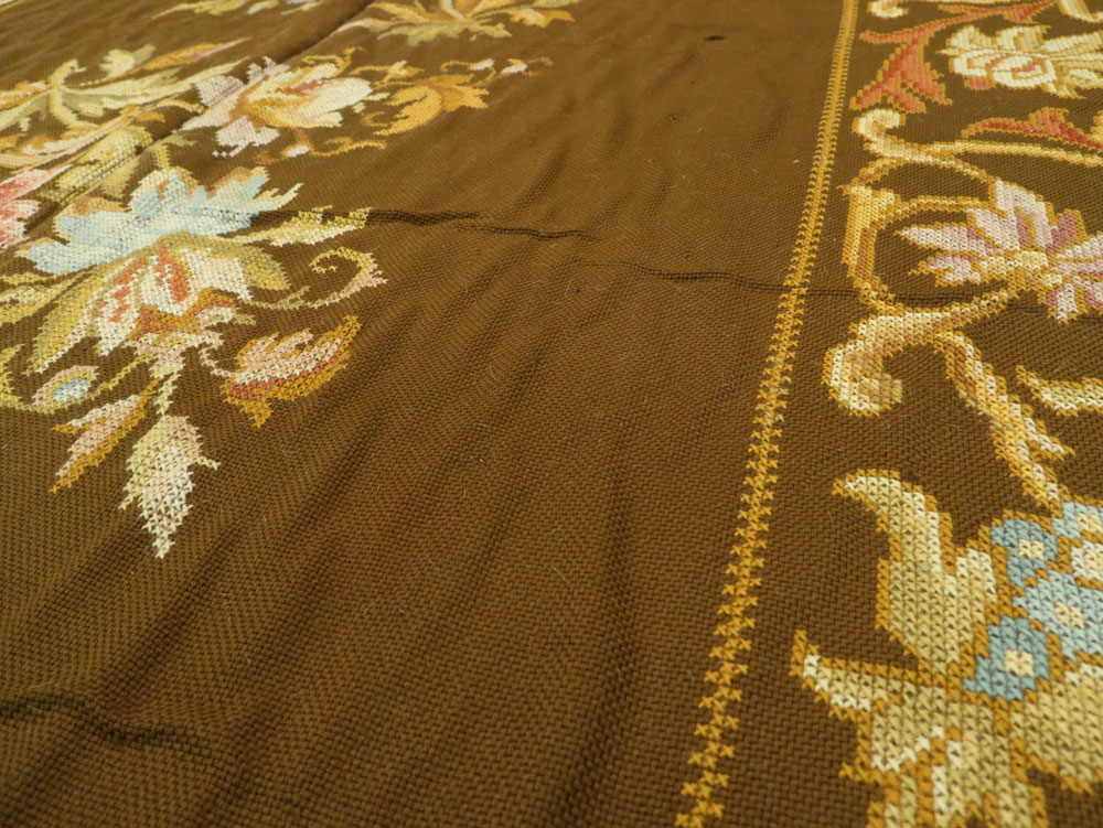 Vintage Ukrainian Needlepoint Accent Rug, No.8879 - Gsblank