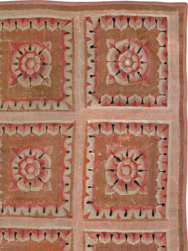 Antique French Aubusson Carpet, No.8882 - Gsblank