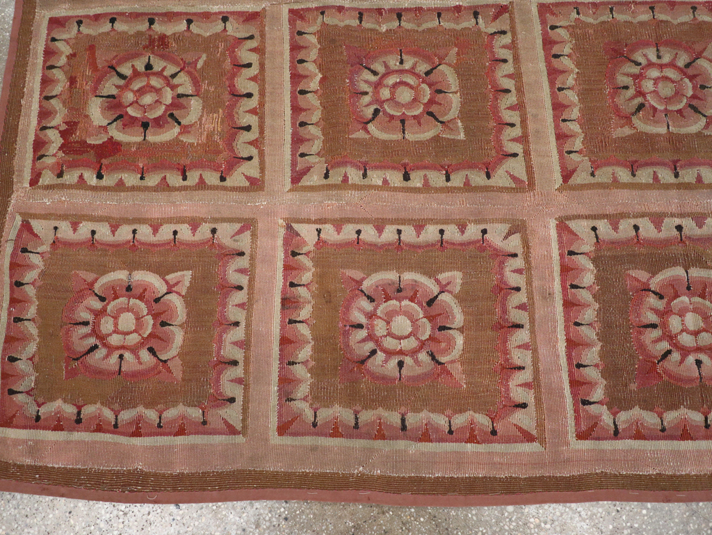 Antique French Aubusson Carpet, No.8882 - Gsblank