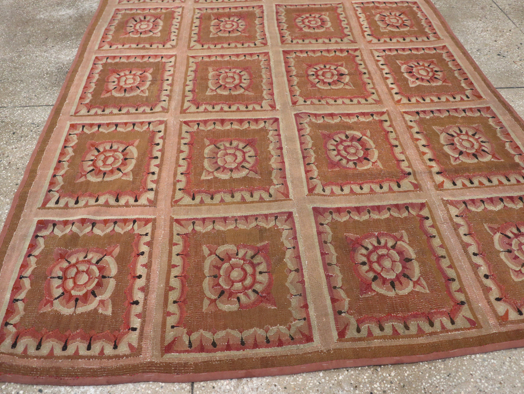 Antique French Aubusson Carpet, No.8882 - Gsblank