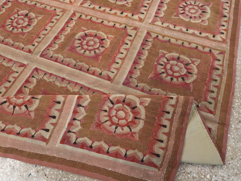 Antique French Aubusson Carpet, No.8882 - Gsblank