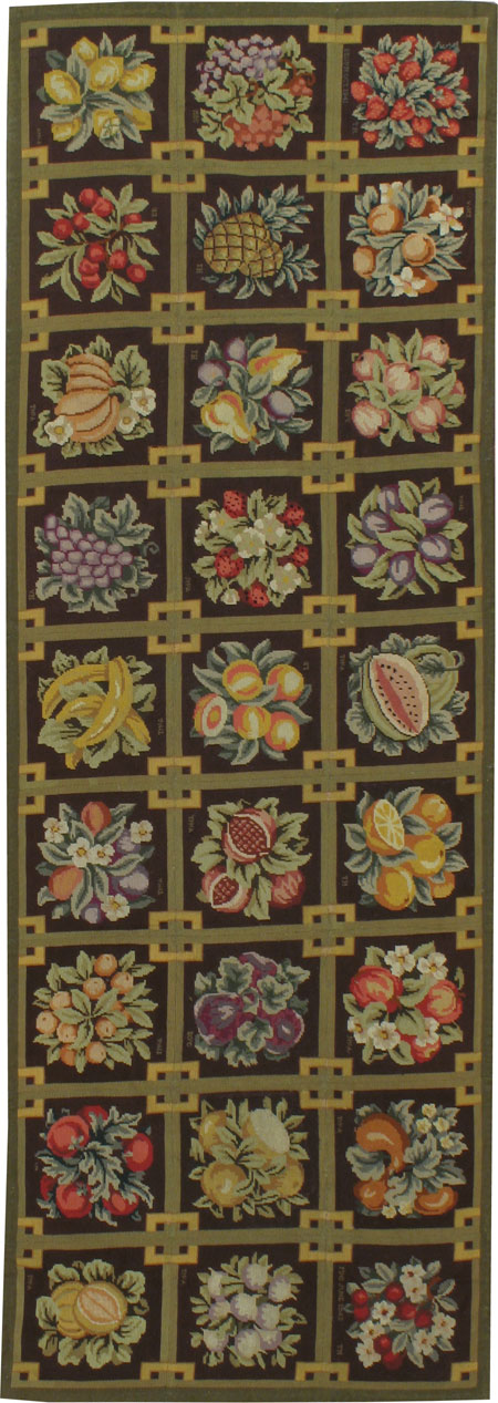 Vintage English Needlepoint Carpet, No.8899 - Gsblank