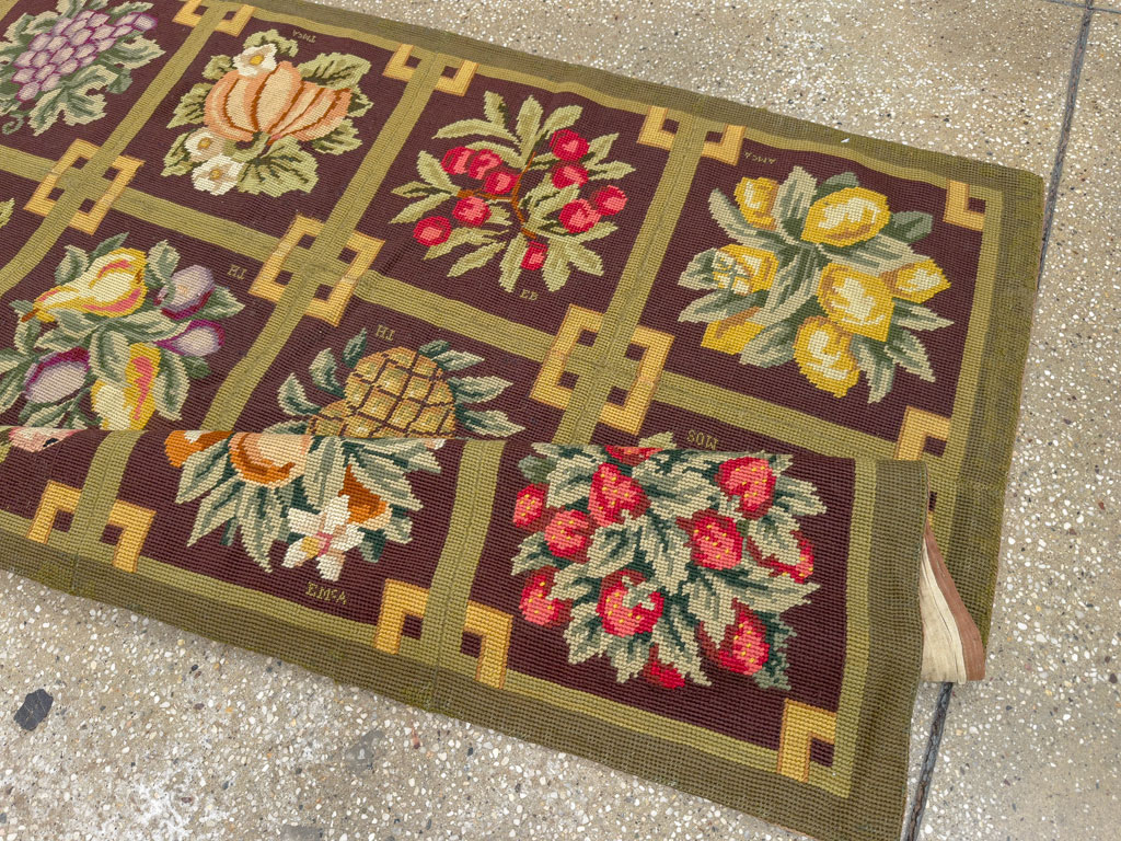 Vintage English Needlepoint Carpet, No.8899 - Gsblank