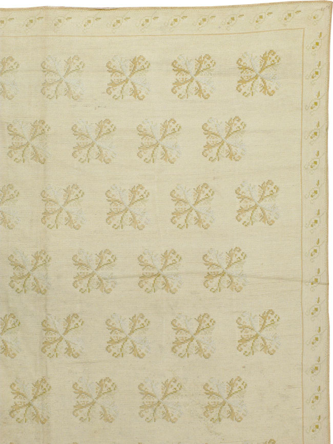 Vintage Portugal Needlepoint Carpet, No.8908 - Gsblank