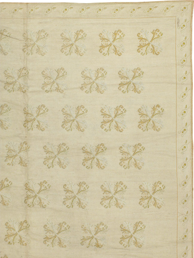 Vintage Portugal Needlepoint Carpet, No.8908 - Gsblank