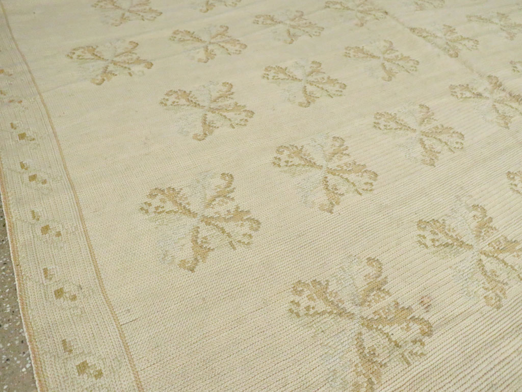 Vintage Portugal Needlepoint Carpet, No.8908 - Gsblank