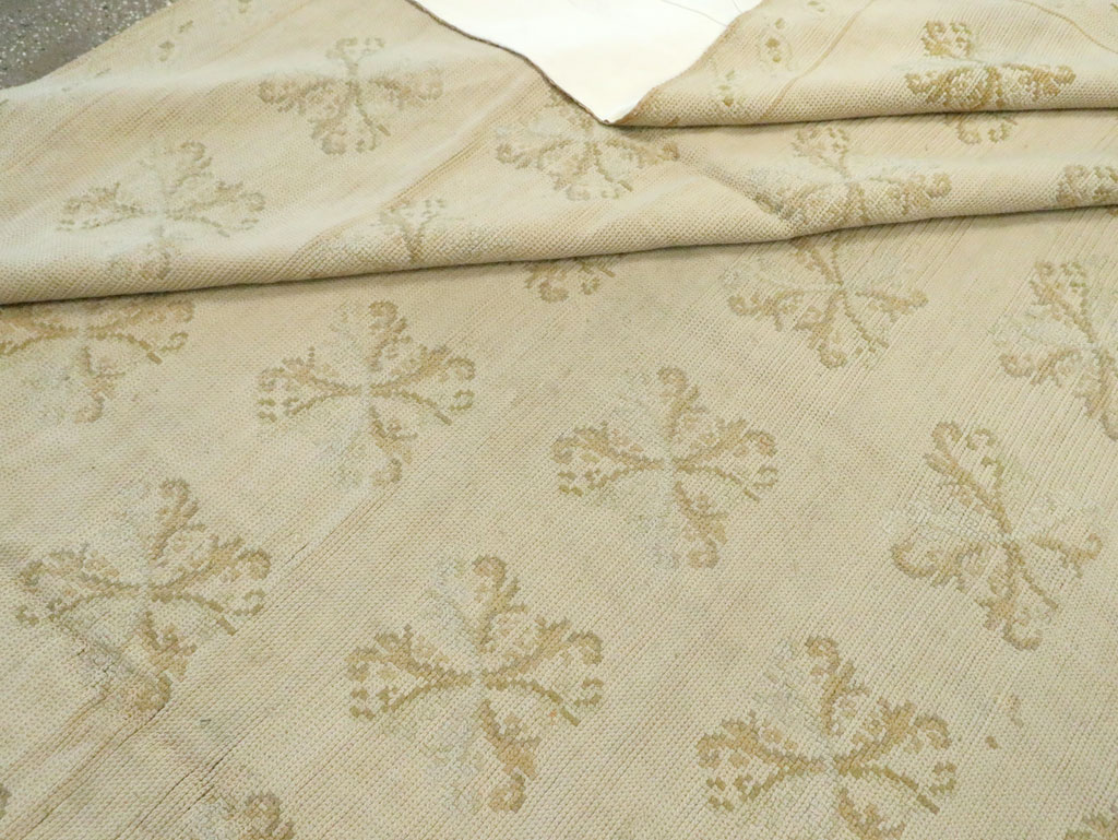 Vintage Portugal Needlepoint Carpet, No.8908 - Gsblank