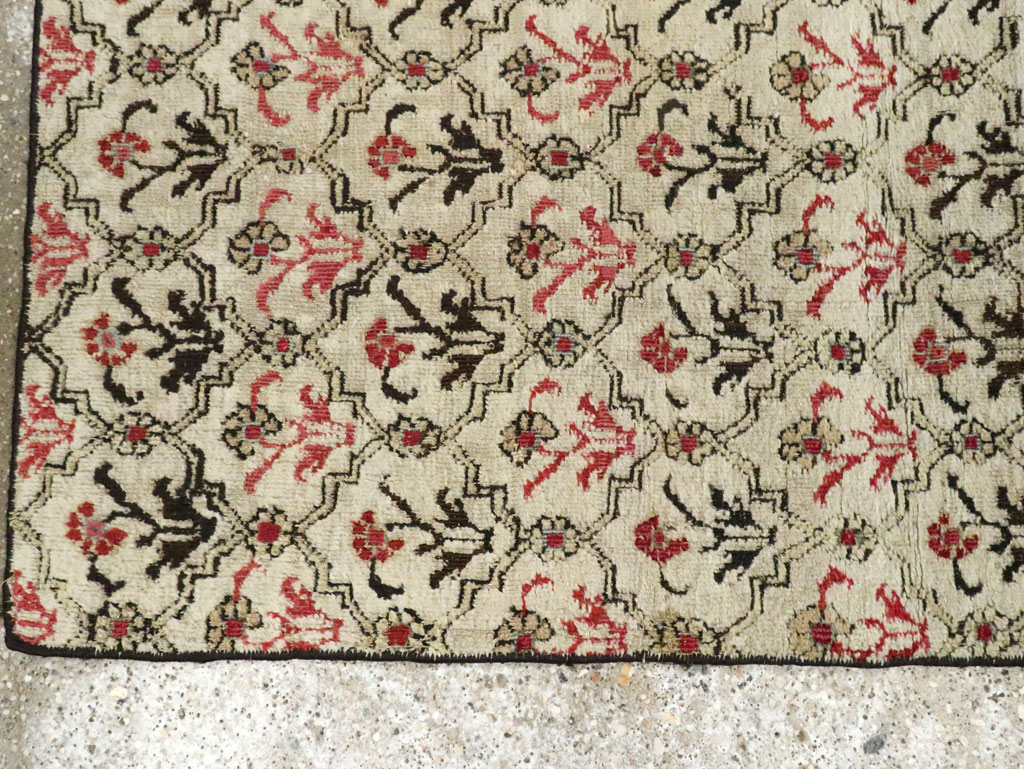 Vintage Indian Agra Runner, No.9028 - Gsblank