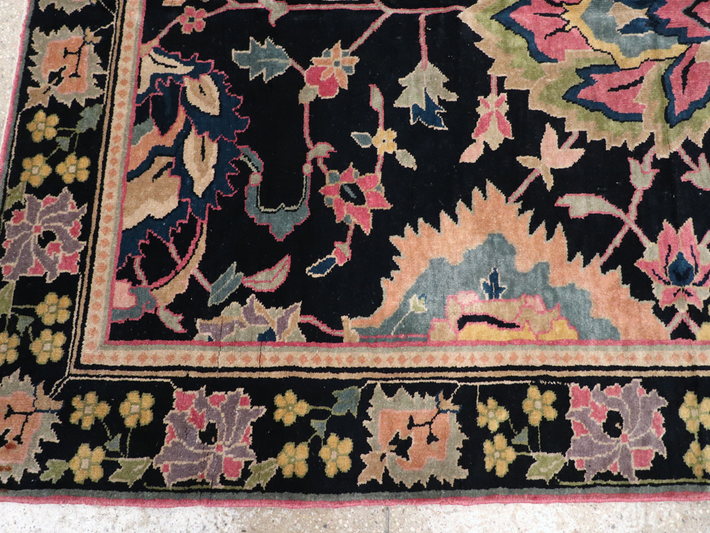 Vintage Indian Lahore Accent Rug, No.9049 - Gsblank