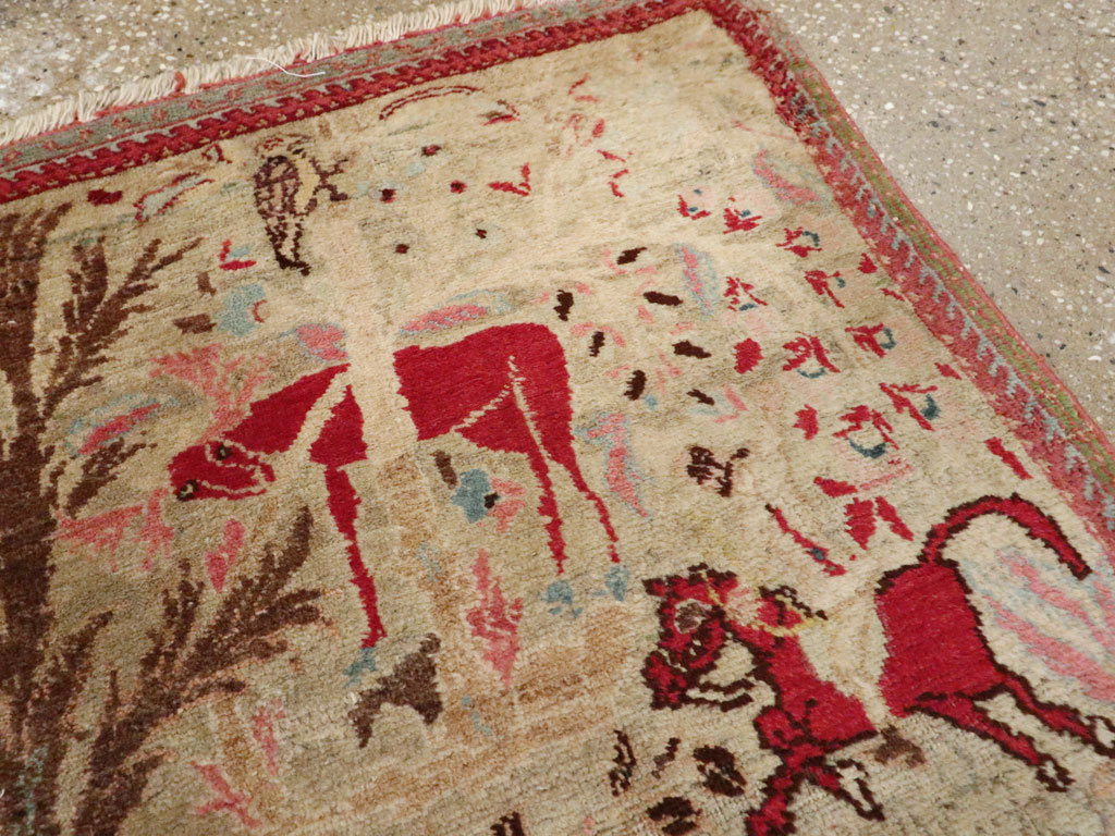 Vintage Persian Tabriz Pictorial Rug, No.9057 - Gsblank