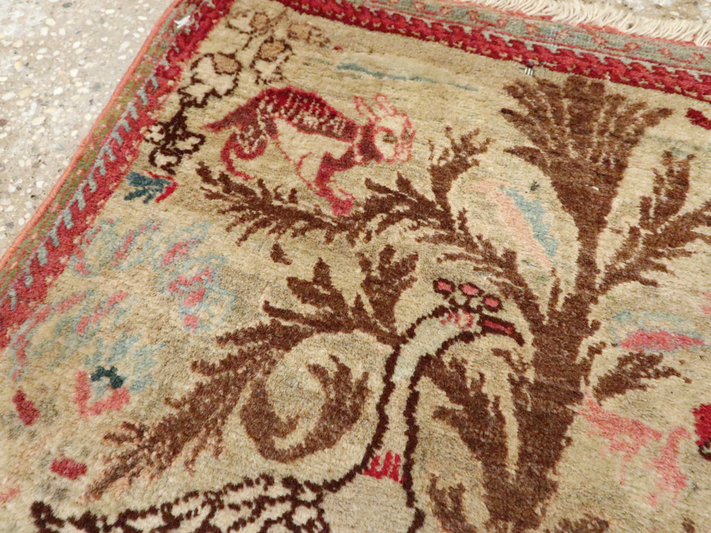 Vintage Persian Tabriz Pictorial Rug, No.9057 - Gsblank