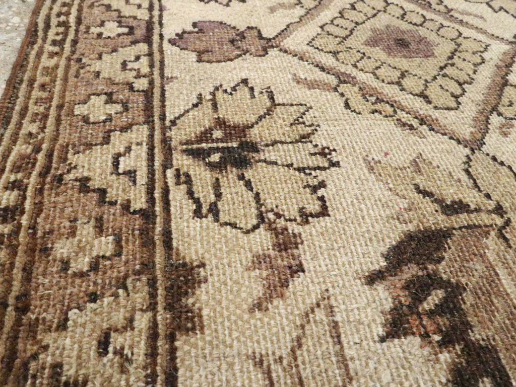 Antique Indian Agra Rug, No.9067 - Gsblank