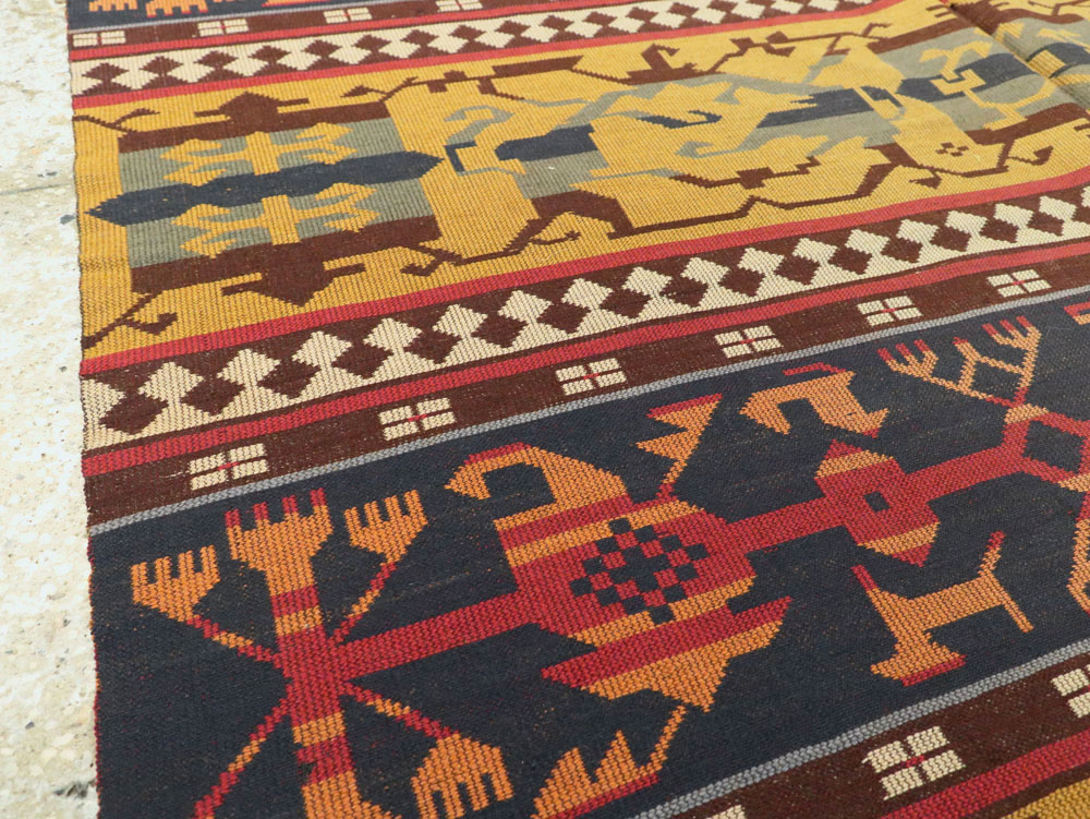 Vintage European Kilim Gallery Carpet, No.9108 - Gsblank