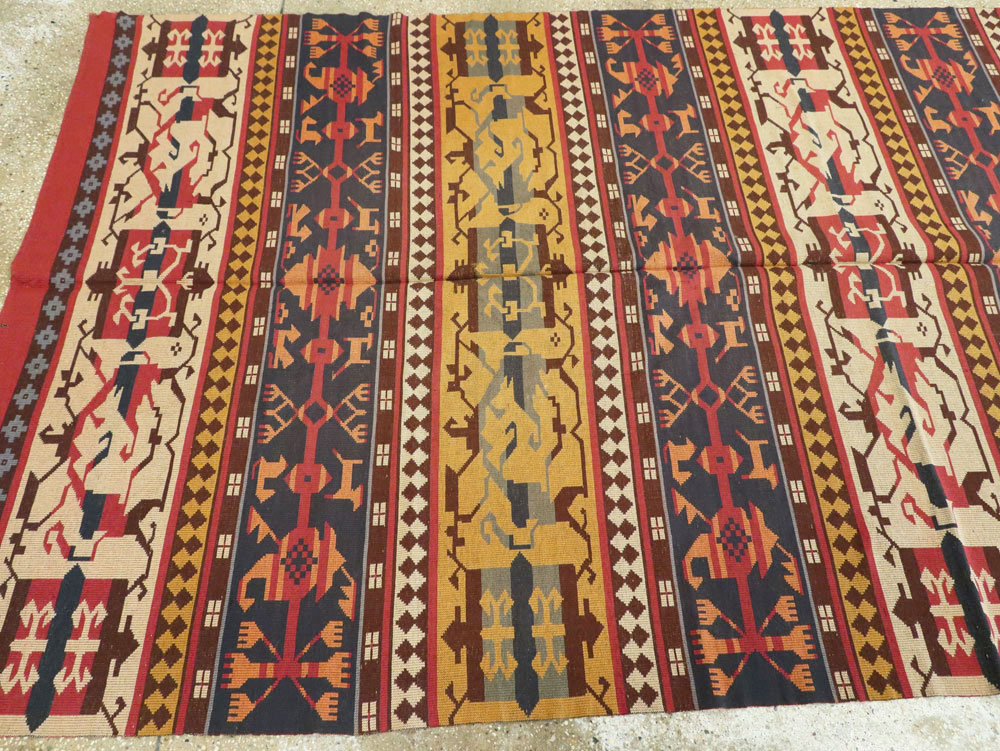 Vintage European Kilim Gallery Carpet, No.9108 - Gsblank