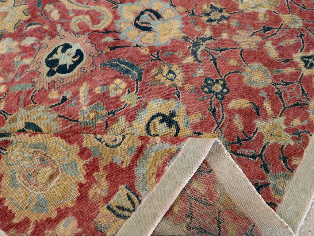 Antique Persian Isfahan Rug, No.9112 - Gsblank