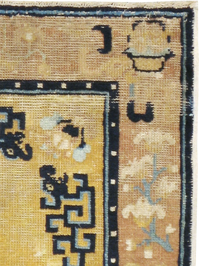 Antique Chinese Ningxia Square Rug, No.9195 - Gsblank