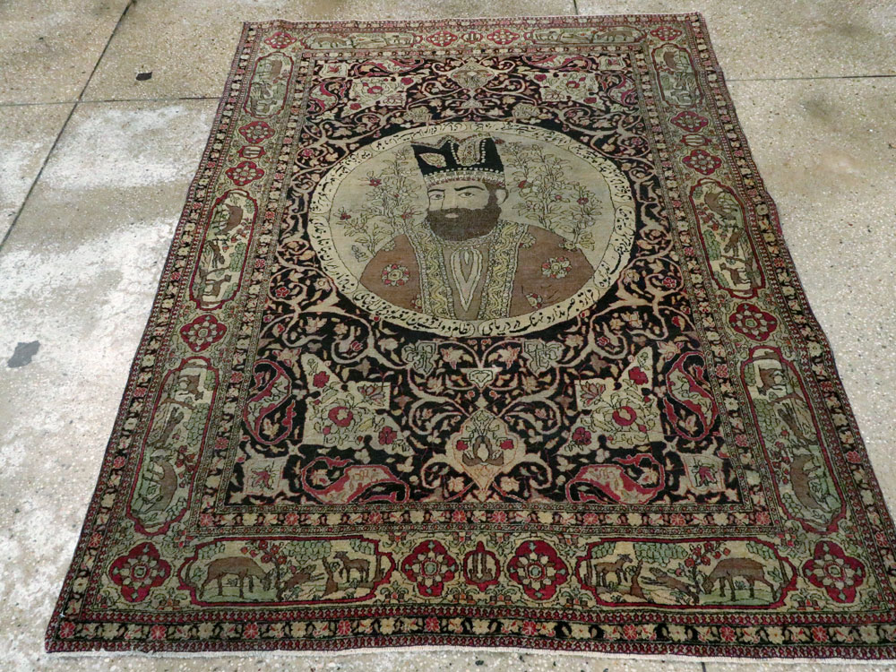 Antique Persian Isfahan Pictorial Carpet, No.9223 - Gsblank