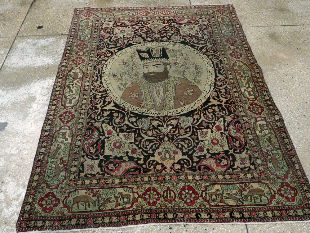 Antique Persian Isfahan Pictorial Carpet, No.9223 - Gsblank