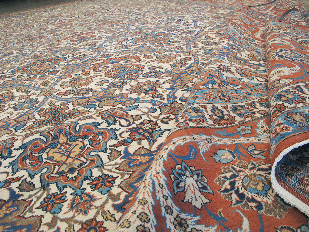 Vintage Persian Isfahan Carpet, No.9238 - Gsblank