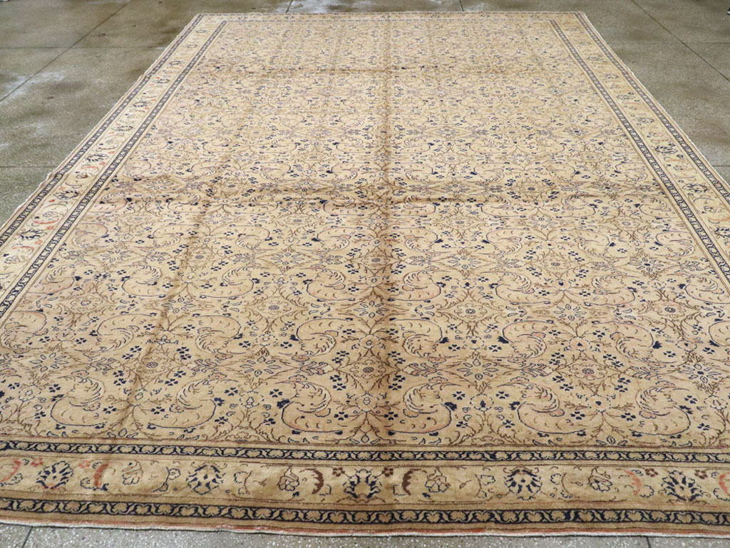 Vintage Turkish Sivas Room Size Carpet, No.9367 - Gsblank