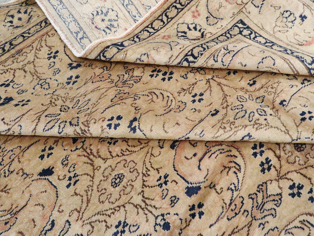 Vintage Turkish Sivas Room Size Carpet, No.9367 - Gsblank