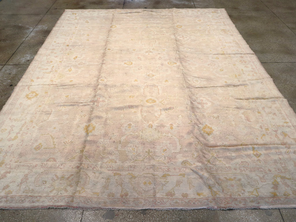 An Oushak Carpet, No.9382 - Gsblank
