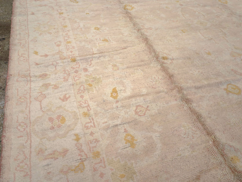 An Oushak Carpet, No.9382 - Gsblank