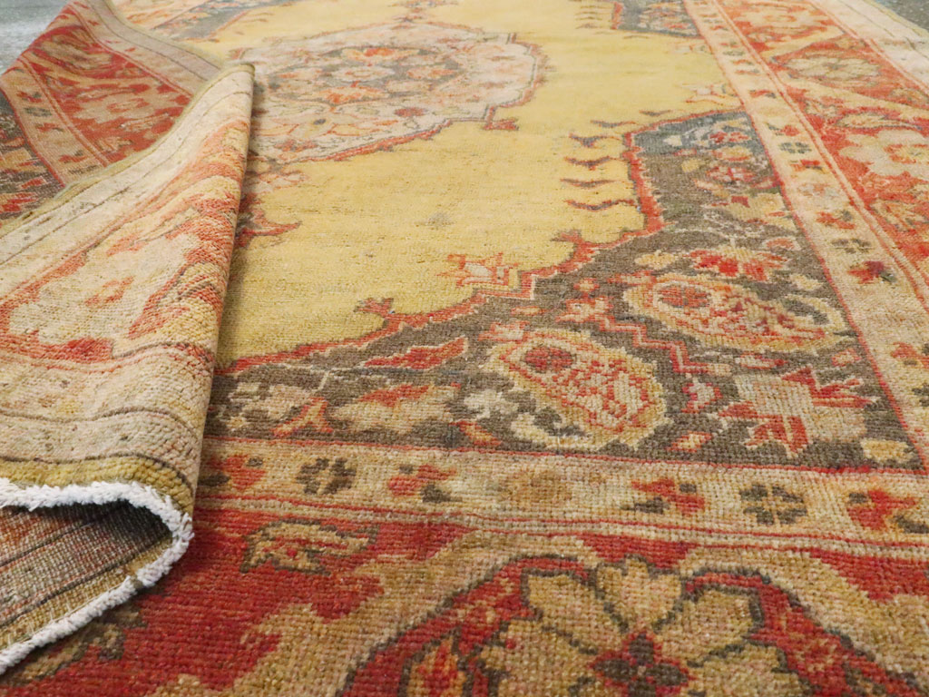 An Oushak Carpet, No.9395 - Gsblank