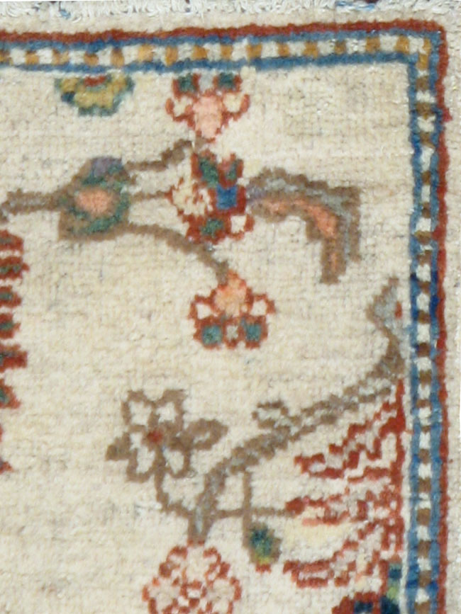 Antique Persian Mahal Rug, No.9460 - Gsblank