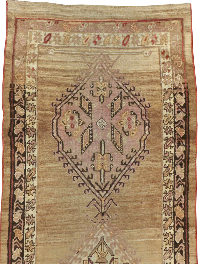 Antique Persian Serab Runner, No.9476 - Gsblank