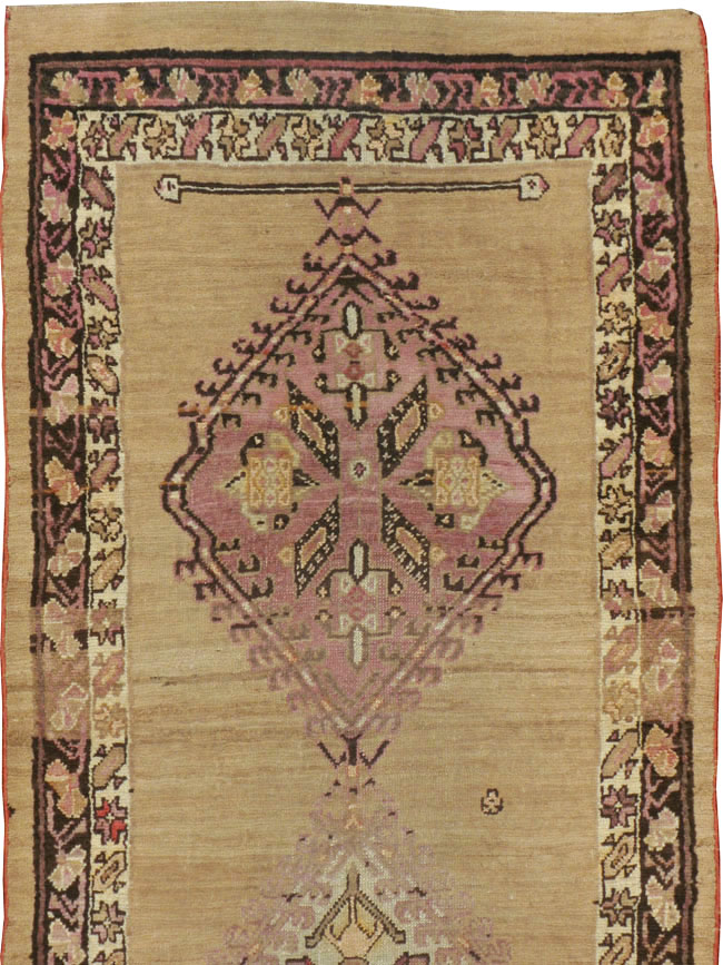 Antique Persian Serab Runner, No.9476 - Gsblank