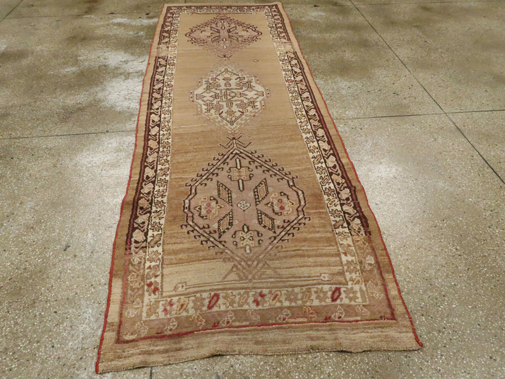 Antique Persian Serab Runner, No.9476 - Gsblank