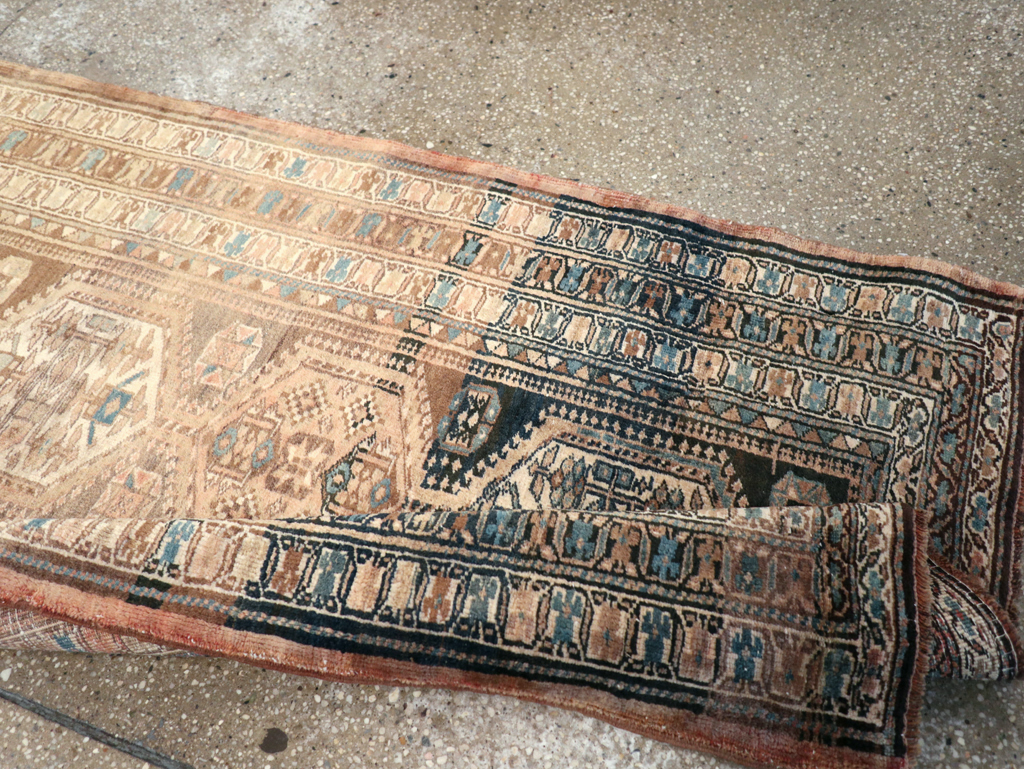 A Serab Runner, No.9482 - Gsblank