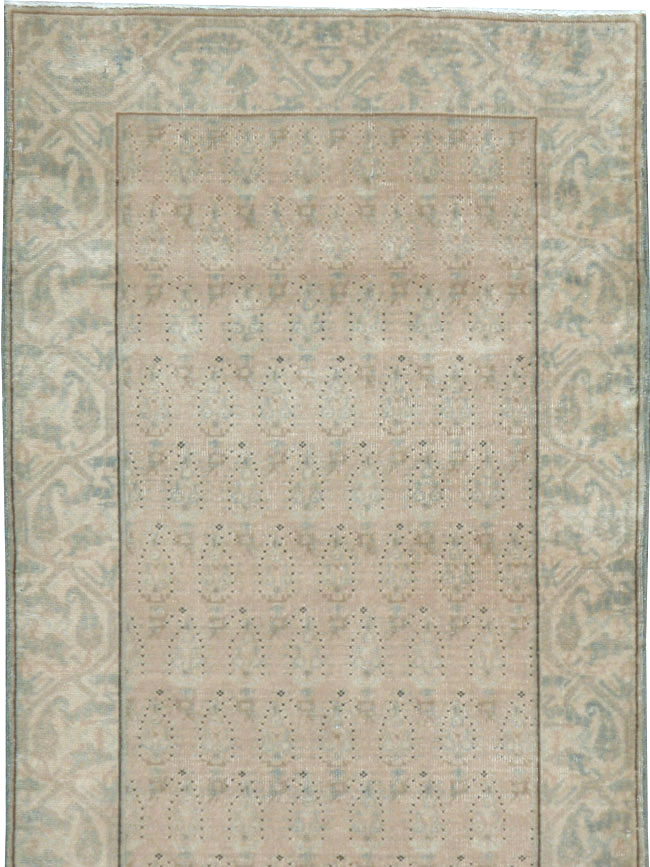 A Sivas Runner, No.9516 - Gsblank