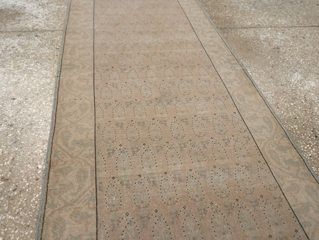 Antique Turkish Sivas Runner, No.9516 - Gsblank