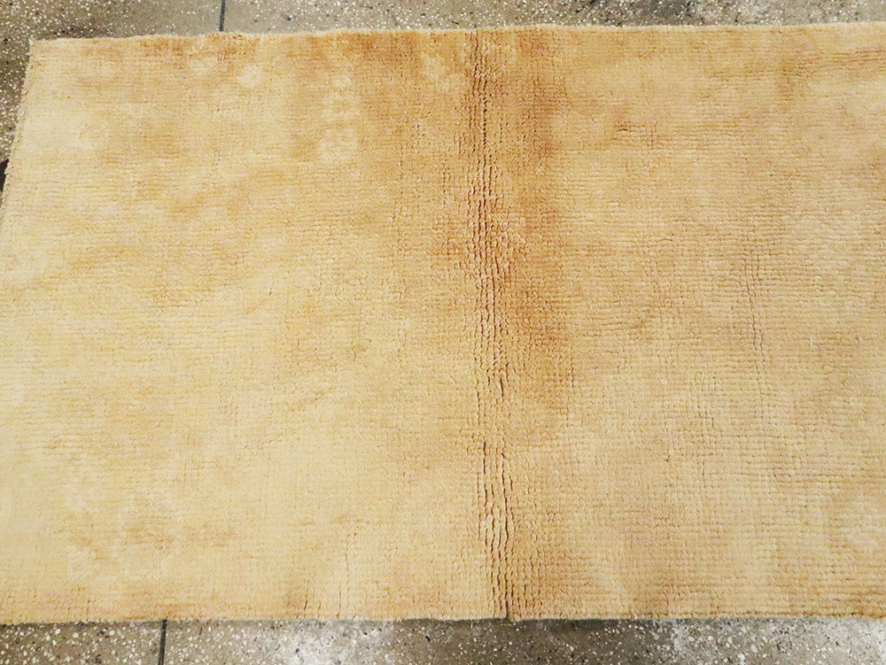 A Spanish Cuenca Runner, No.9523 - Gsblank