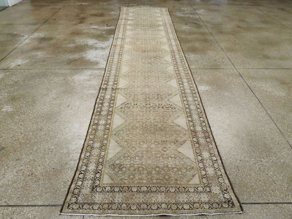 Antique Persian Malayer Runner, No.9542 - Gsblank