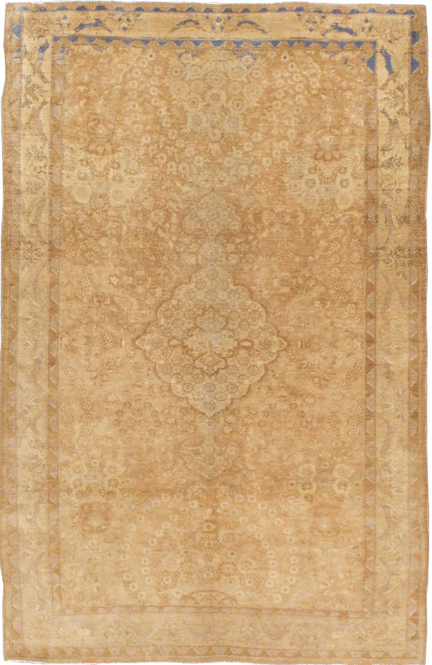 An Agra Rug, No.9594 - Gsblank