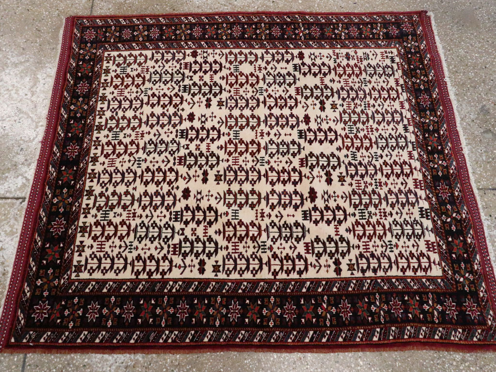 Vintage Persian Qashqai Carpet, No.9616 - Gsblank